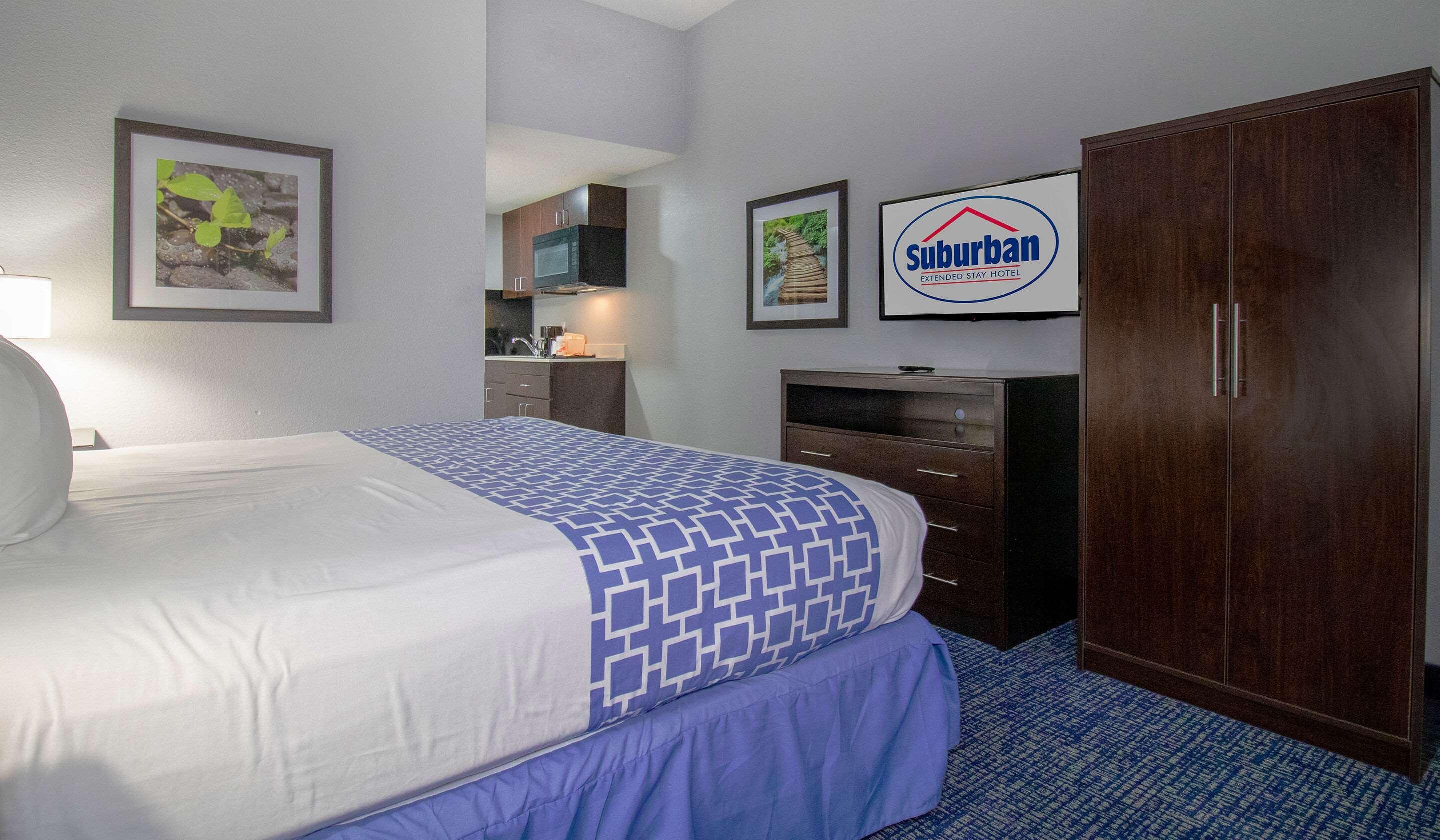 Quality Inn Roseville-Detroit North エクステリア 写真